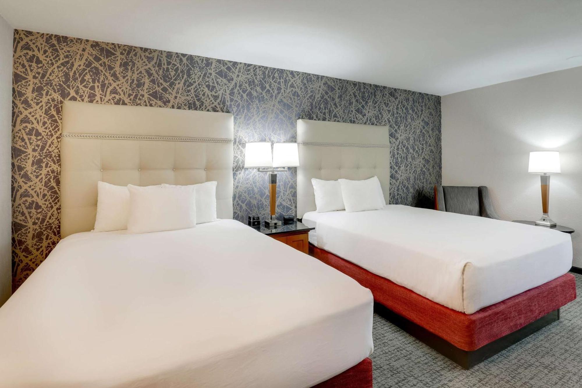 Drury Inn & Suites Springfield Bagian luar foto