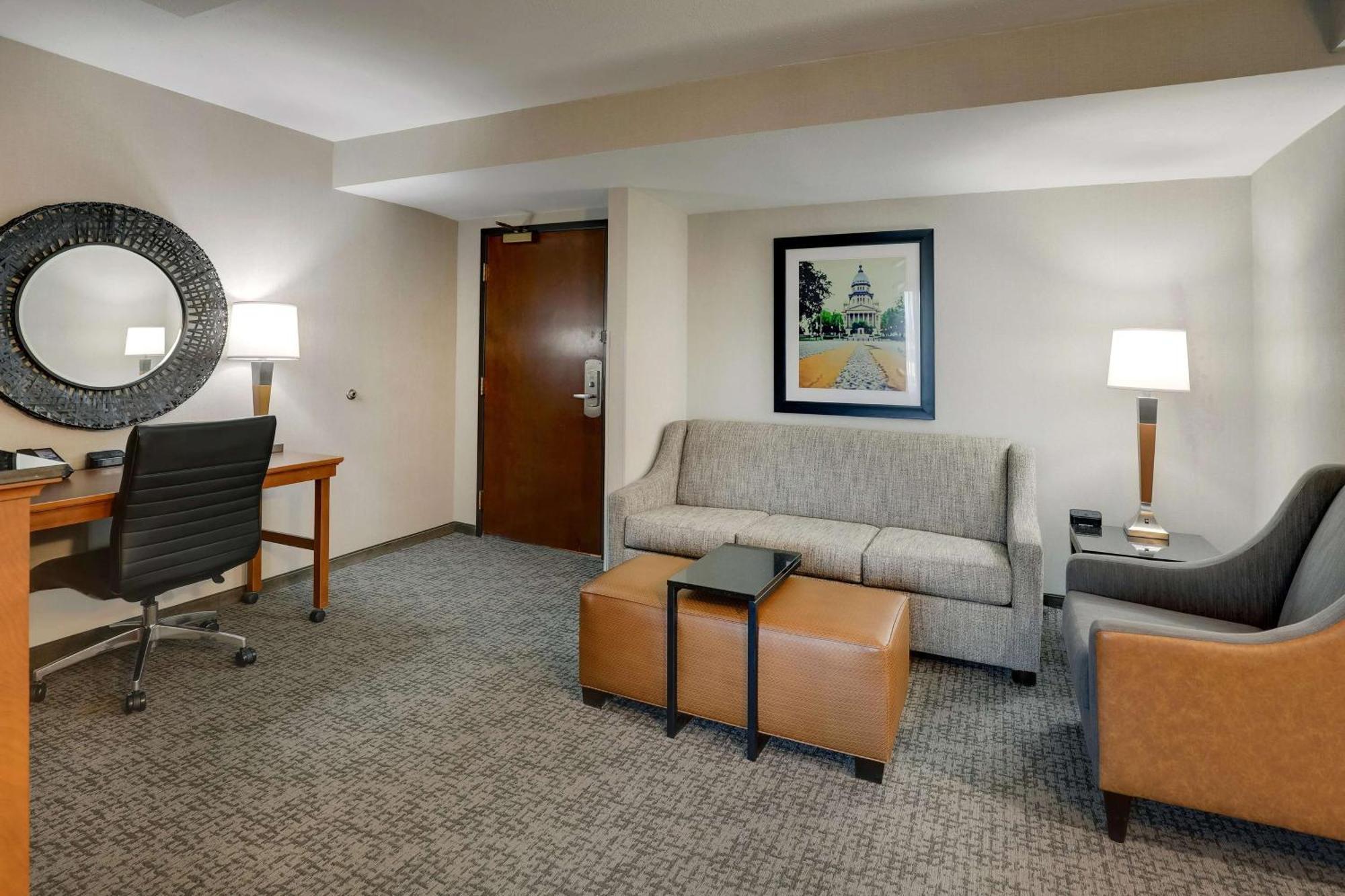 Drury Inn & Suites Springfield Bagian luar foto